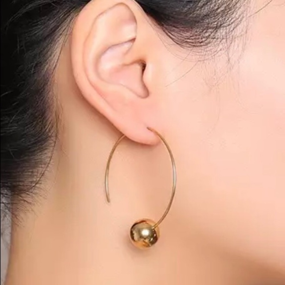 ✨✨New ✨Dangle Stainless Steel Earrings✨